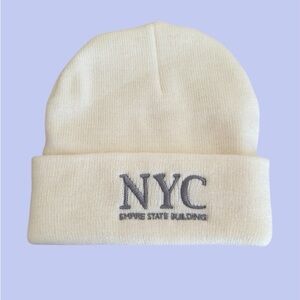 Cream NYC beanie Empire State Building souvenirs